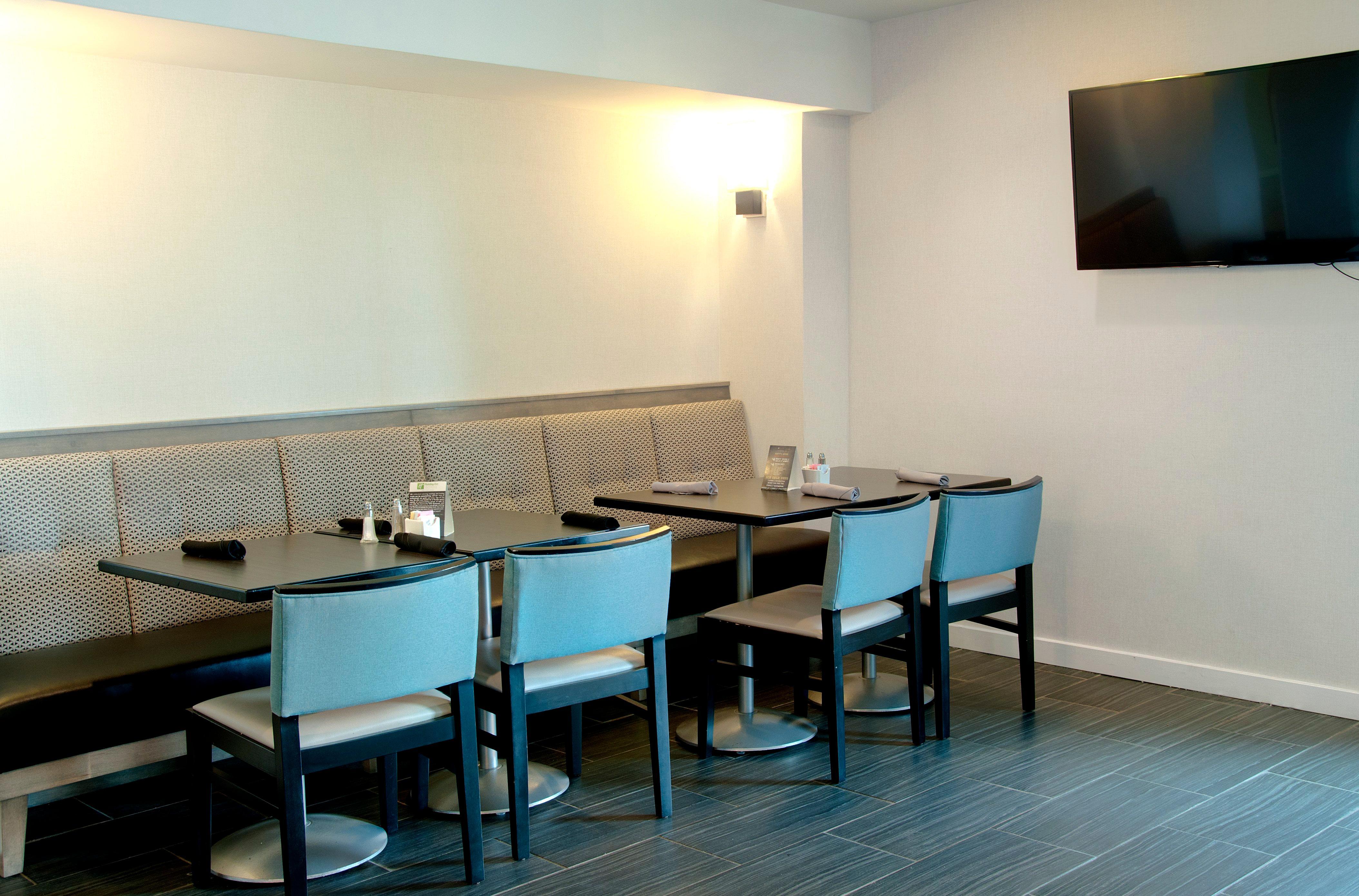 Holiday Inn Victorville By Ihg Buitenkant foto