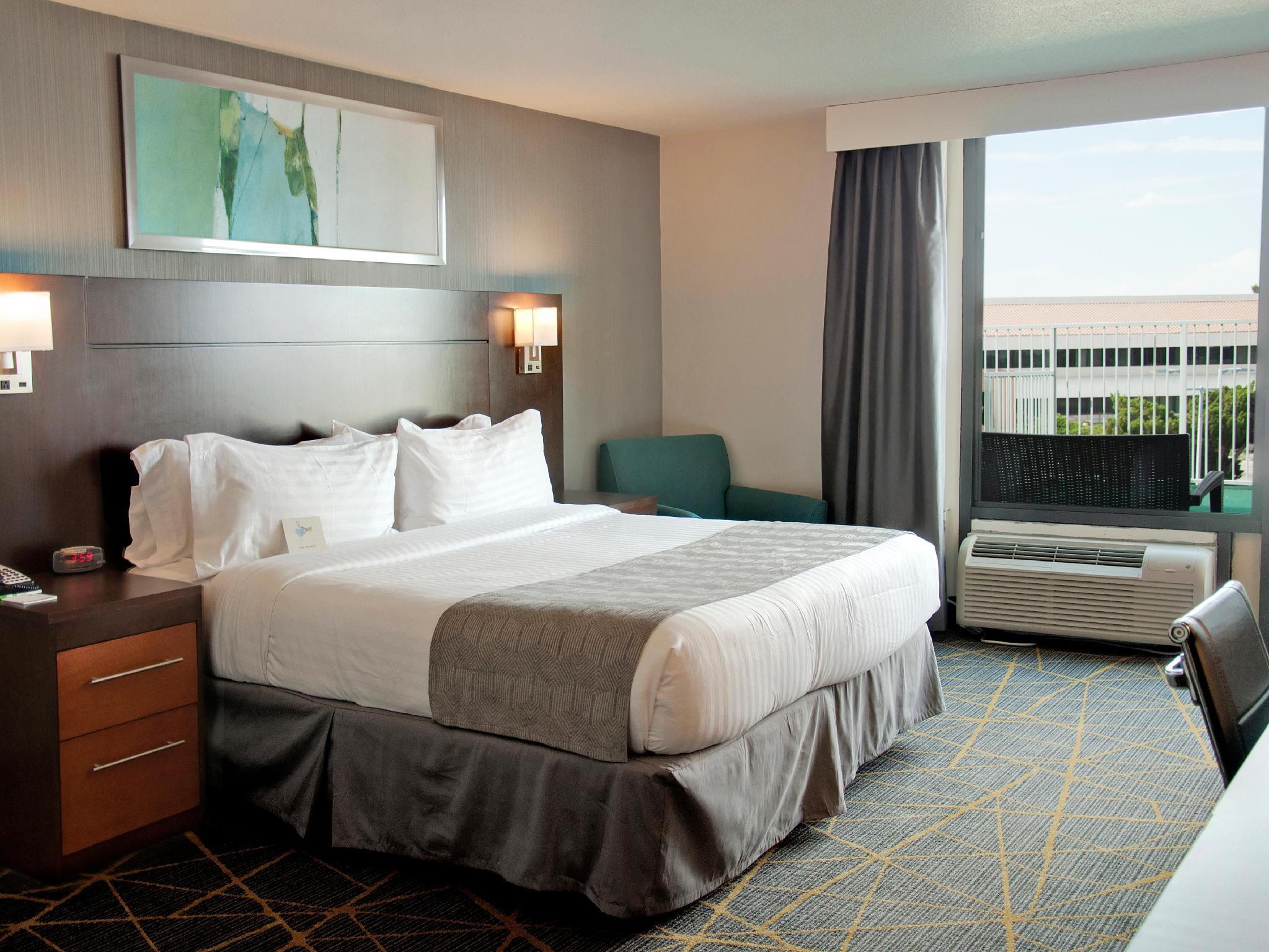 Holiday Inn Victorville By Ihg Buitenkant foto
