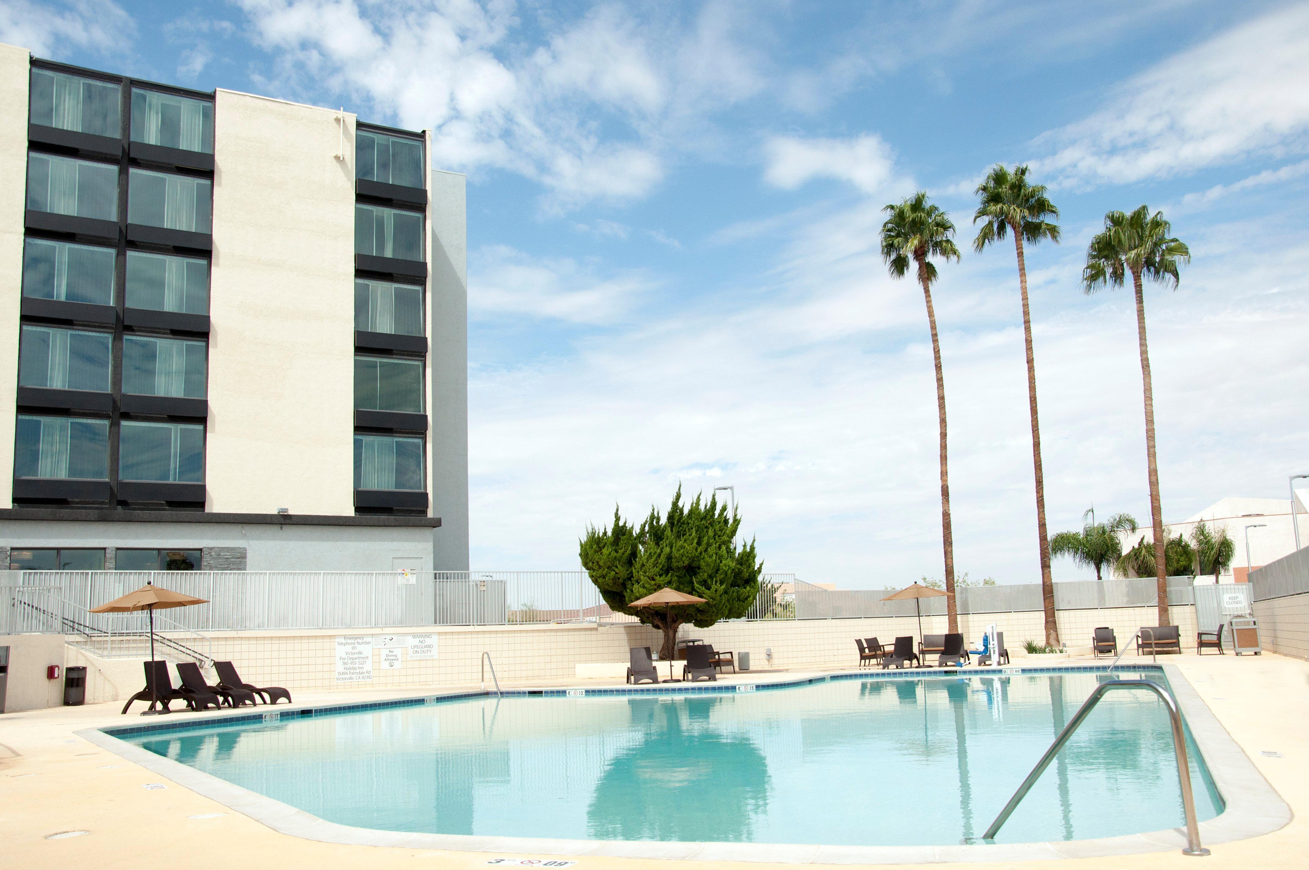 Holiday Inn Victorville By Ihg Buitenkant foto