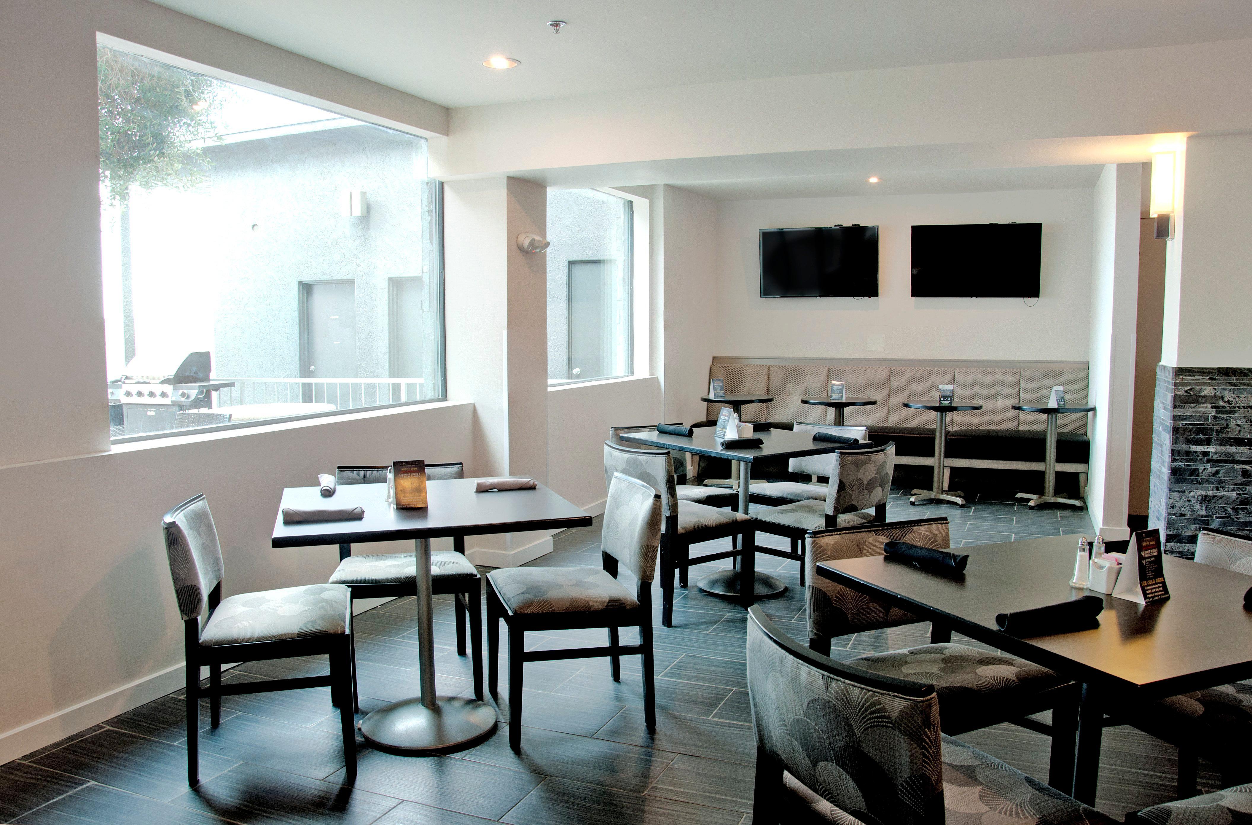 Holiday Inn Victorville By Ihg Buitenkant foto