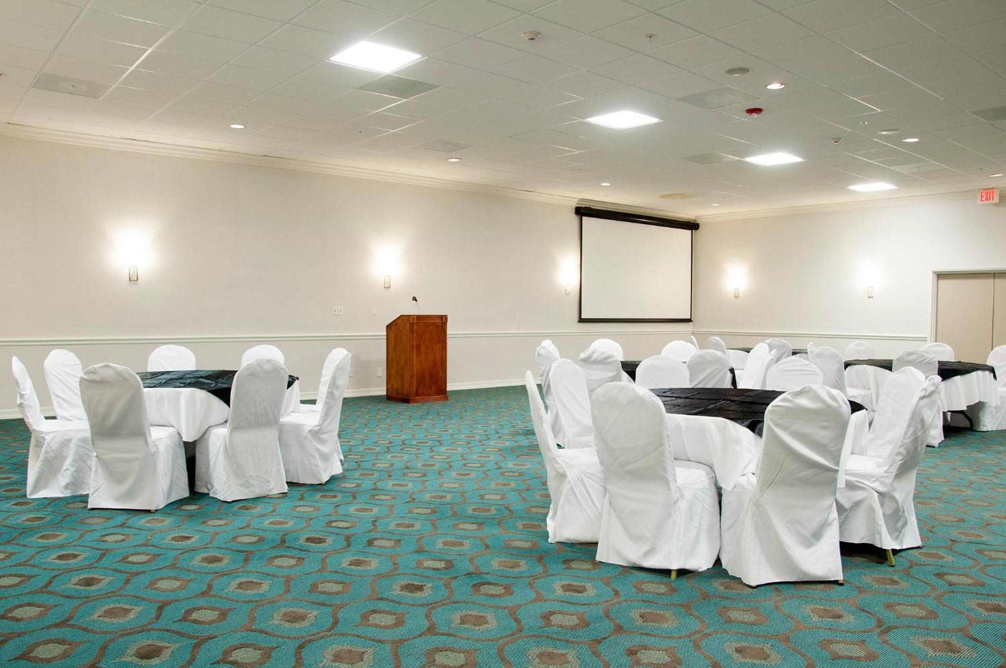 Holiday Inn Victorville By Ihg Buitenkant foto